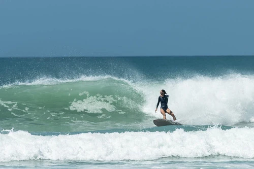 Shorebird Twin Fin Fish | Fibreglass | Twin 2 Fin Setup | Salt Gypsy | Fast And Loose 8 Shorebird Twin Fin Fish | Fibreglass | Twin 2 Fin Setup | Salt Gypsy | Fast And Loose - Image 6